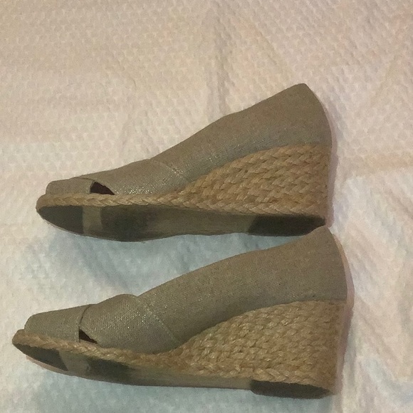 Adrienne Vittadini Bailee Linen Espadrilles EUC - Picture 6 of 9